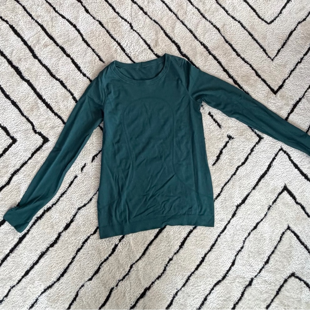 lululemon athletica Teal Long Sleeve Top